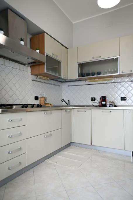 Peaceful Hideaway Apartment Rome Exterior photo
